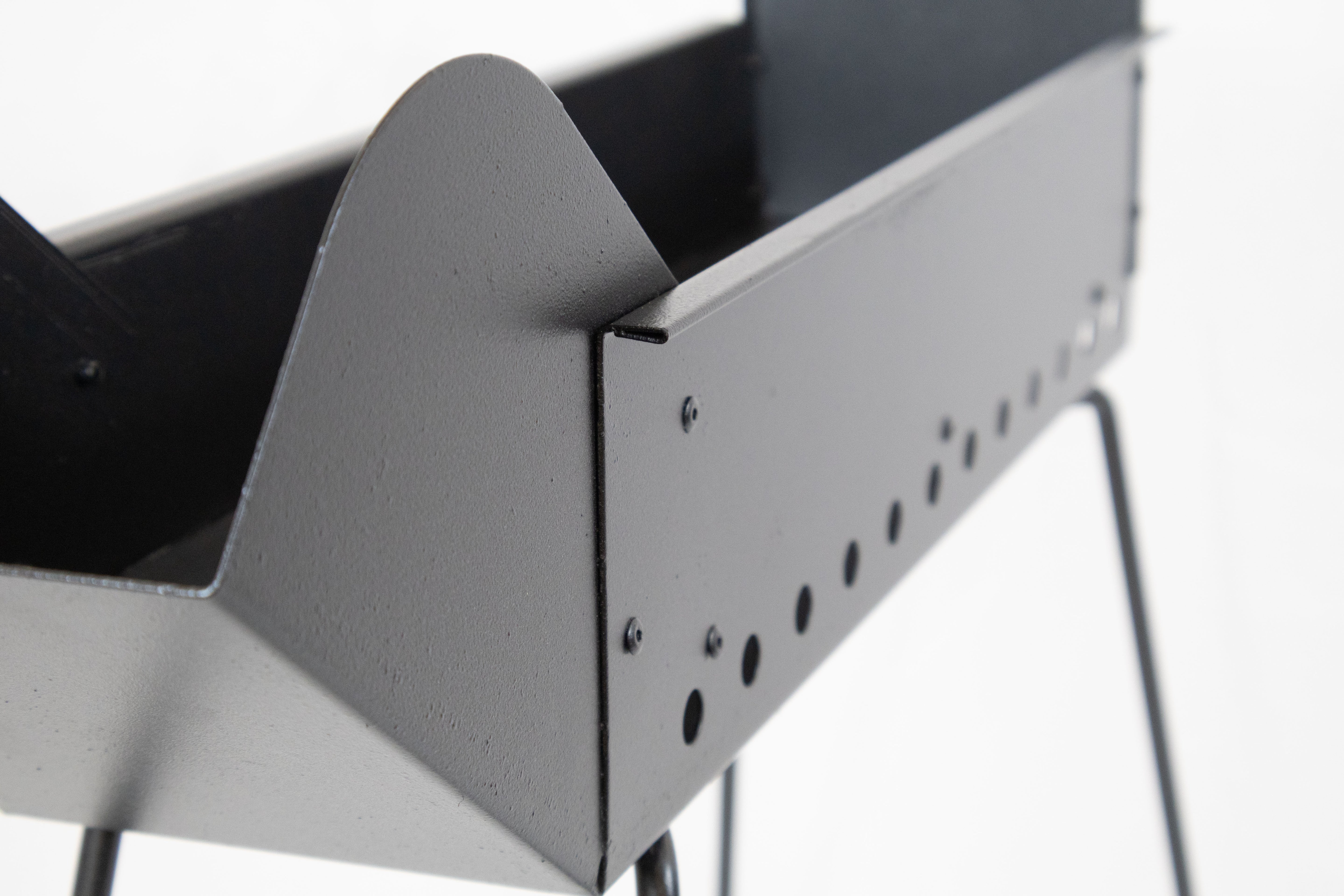 Cuocispiedini Carbonella Carbone Barbecue Acciaio Nero Dimensioni 80 x 14 x 75 cm Arrosticini Spiedini Gambe Richiudibili Resistente Fori Areazione Calibrati Feste Sagre Pic Nic Campeggio