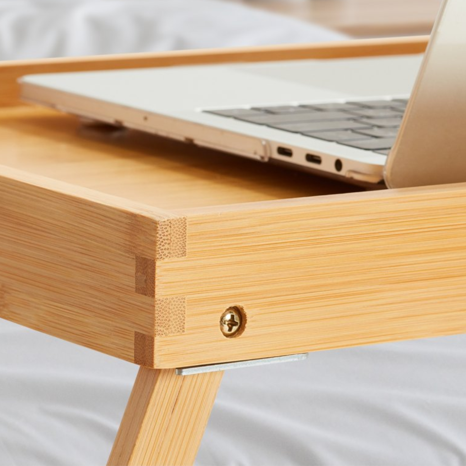 Vassoio Letto Pieghevole Bamboo Multifunzionale Colazione Dimensioni 50 x 30 x 22 cm Relax Design Naturale